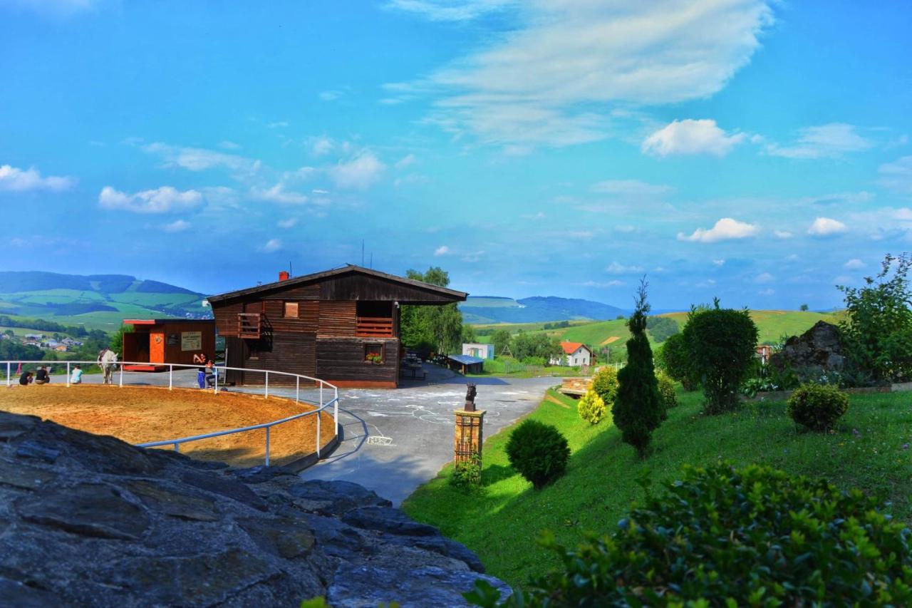Pavlovce Chata Koniarenヴィラ エクステリア 写真